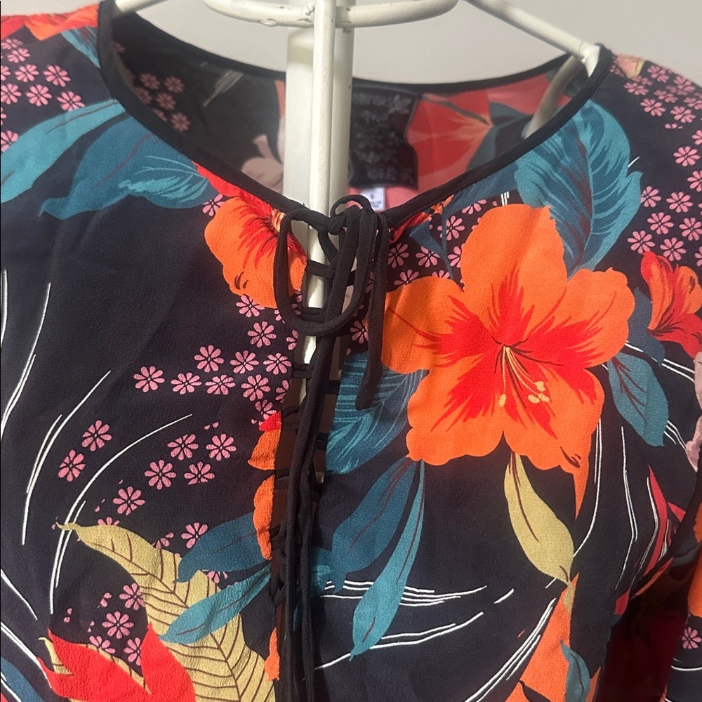 Johnny Was silk hibiscuscus hawaiian dress - Picture 3 of 4